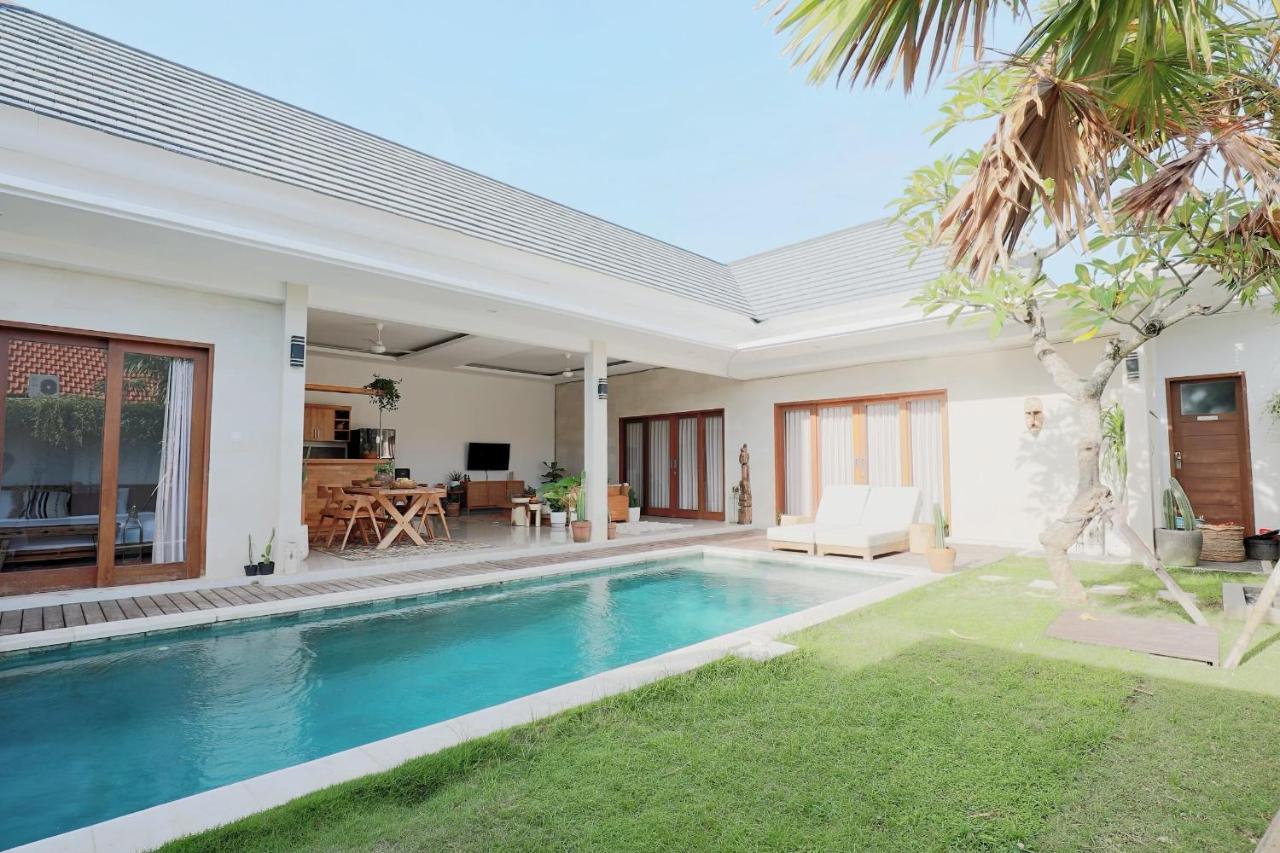 Beautiful Tropical-boho 3br Villa, Berawa Canggu, Bali Villa *